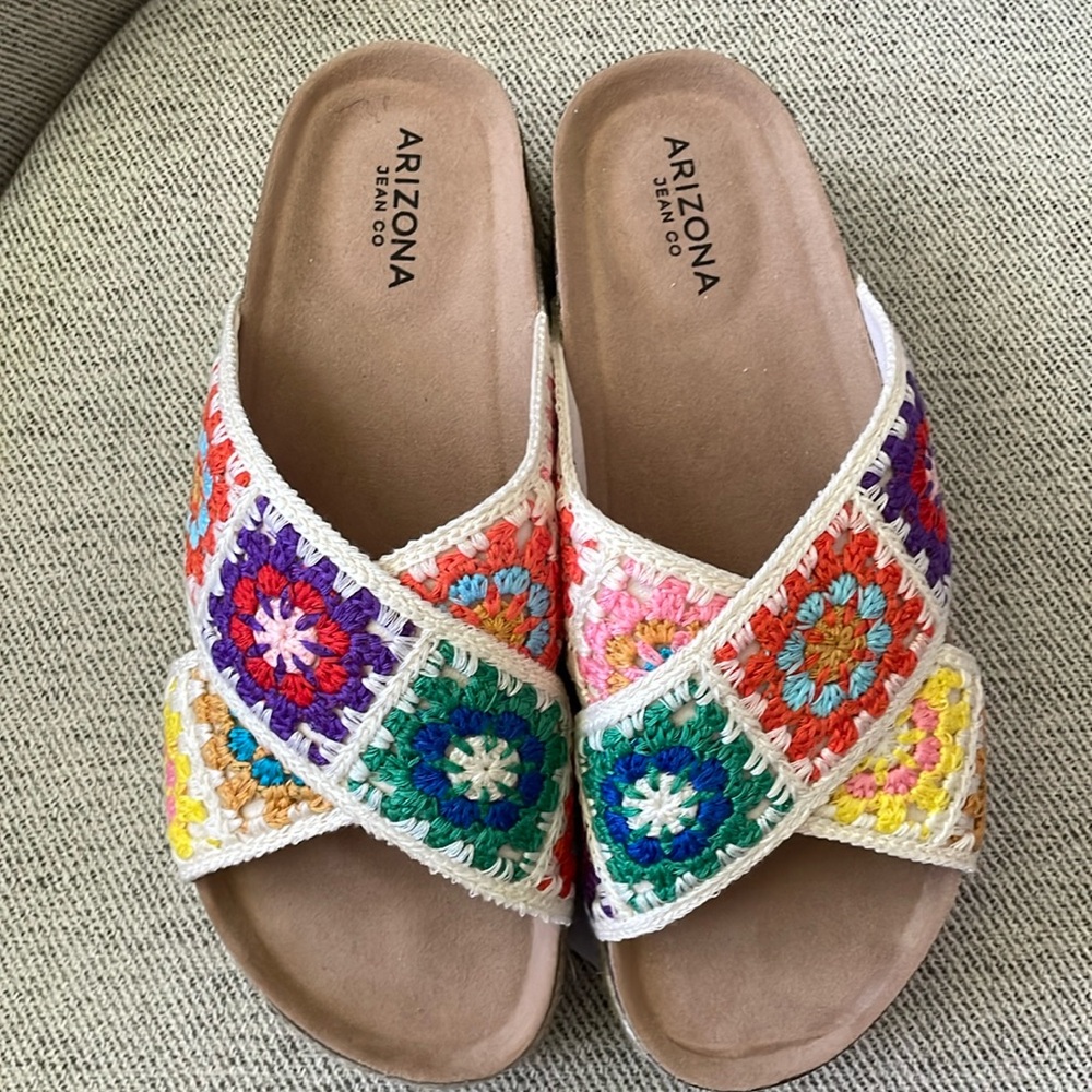 ARIZONA RETRO SANDAL - NWT